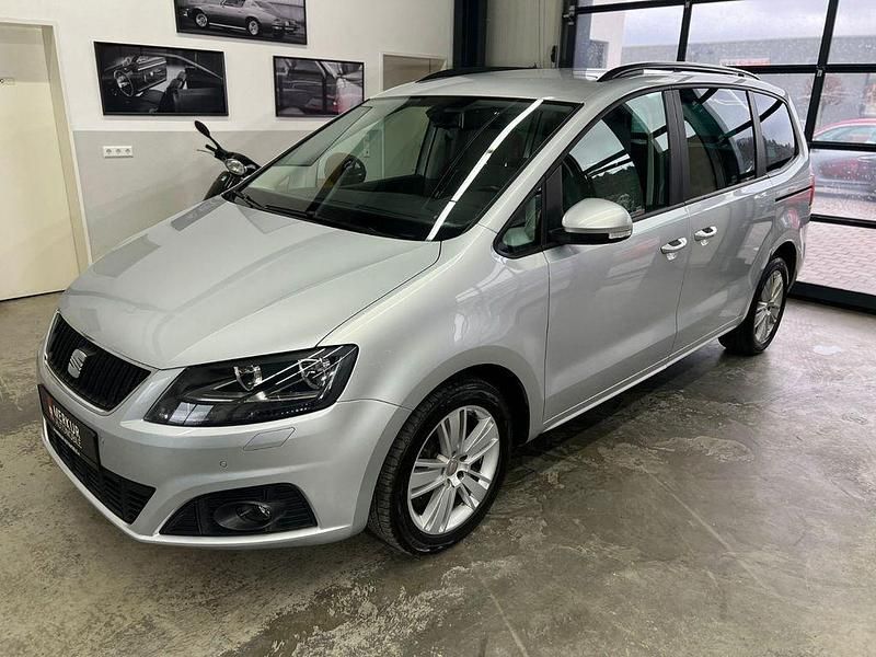 Silber Gebraucht 2012 Seat Alhambra Style Van / Kleinbus | 7.700 € (Superpreis) - Bild 1/3