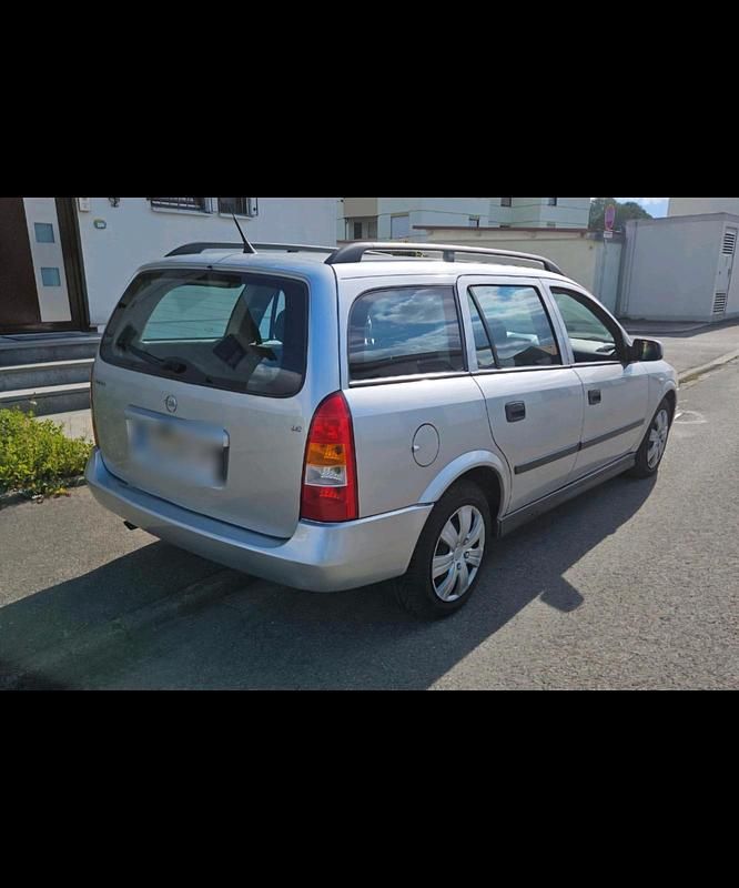 Usata Opel Astra 84 CV (61 kW) 2003 Argento Station wagon