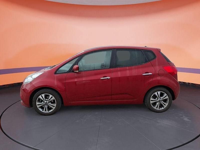 Gebraucht Kia Venga 125 PS (91 kW) 2016 Rot Kleinwagen