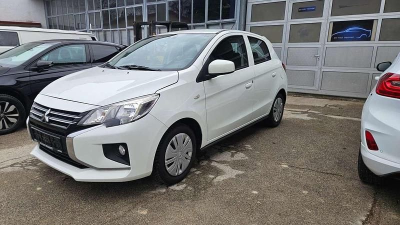 Gebraucht Mitsubishi Space Star Basis 71 PS (52 kW) 2020 Islandweiss (s) Kleinwagen