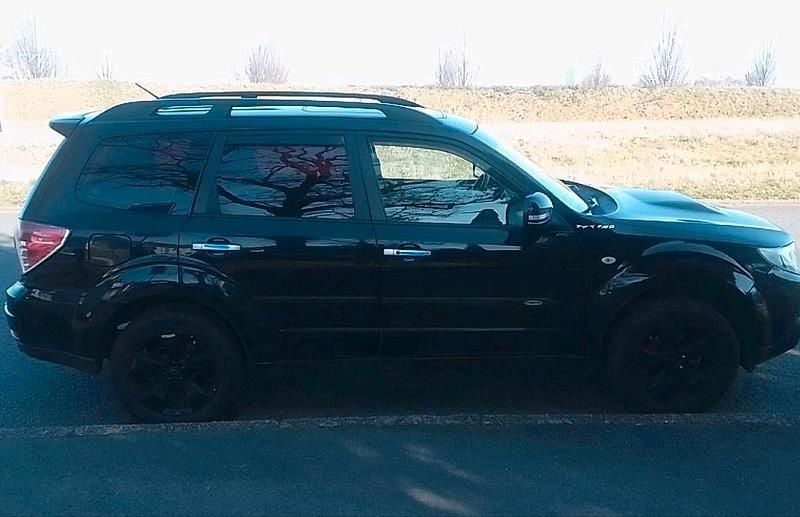 Gebraucht Subaru Forester 147 PS (108 kW) 2010 Schwarz SUV