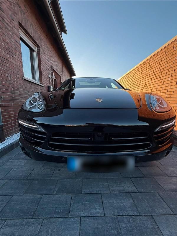Second-hand Porsche Cayenne Platinum Edition 2014 Negru SUV