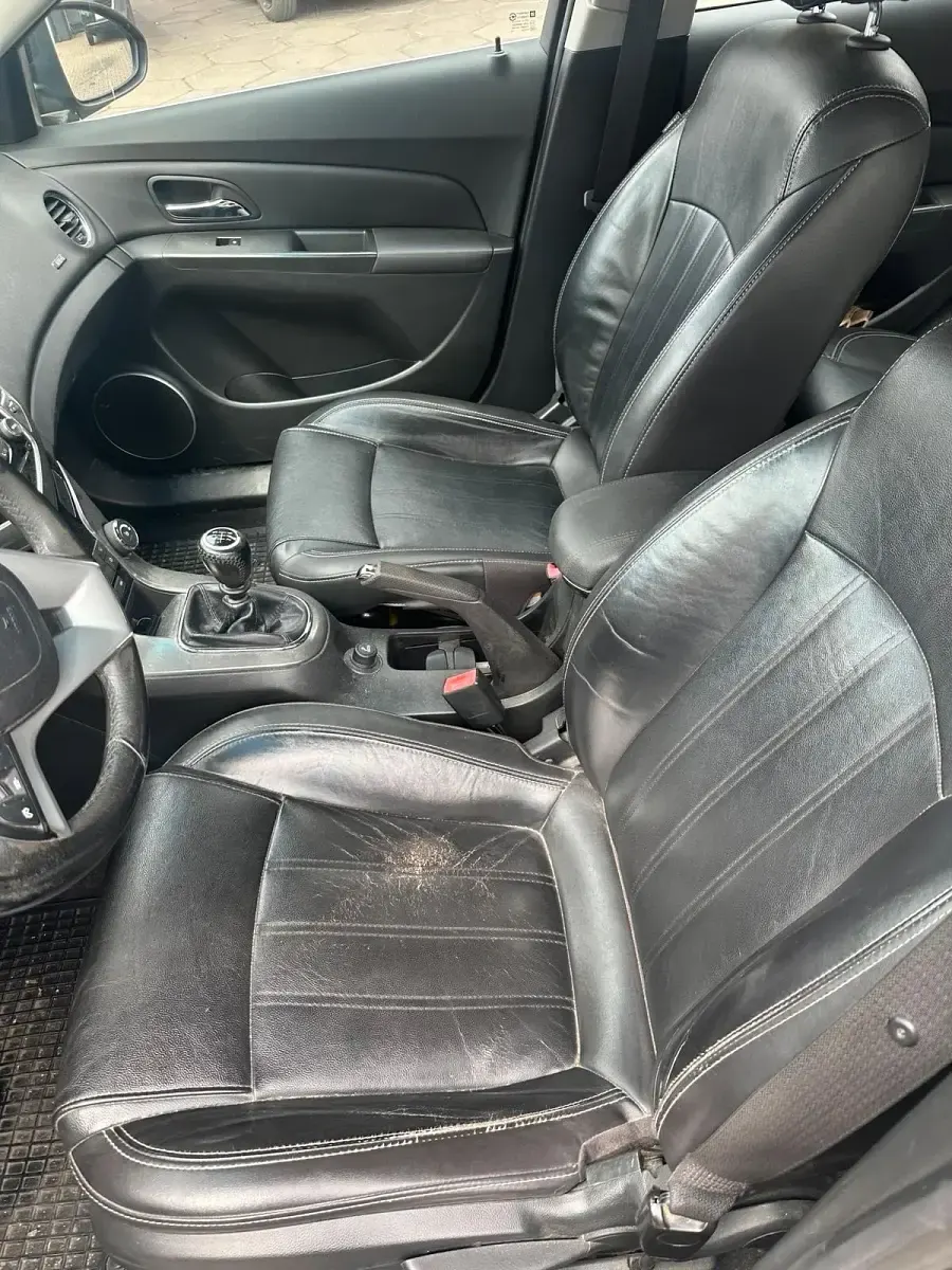 Gebraucht Chevrolet Cruze 140 PS (102 kW) 2012 Schwarz Kombi