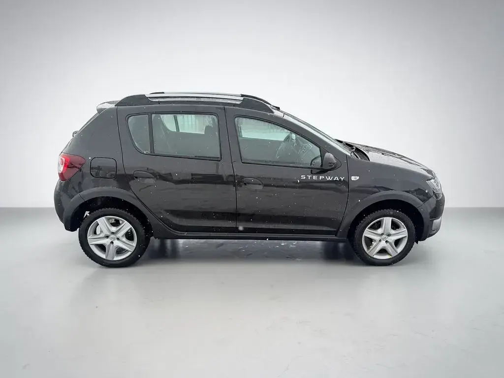 Gebraucht Dacia Sandero Stepway Ambiance 90 PS (66 kW) 2014 Schwarz SUV