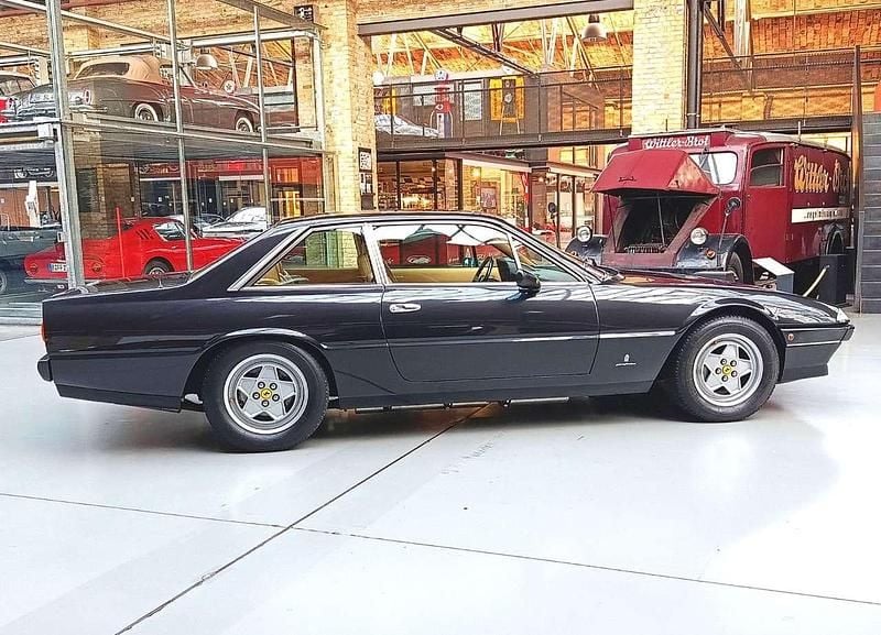 Gebraucht Ferrari 412 333 PS (244 kW) 1987 Schwarz Coupé