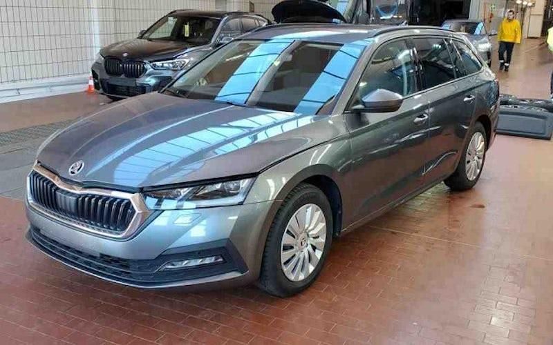 Gebraucht Skoda Octavia Ambition 150 PS (110 kW) 2023 Grau Kombi