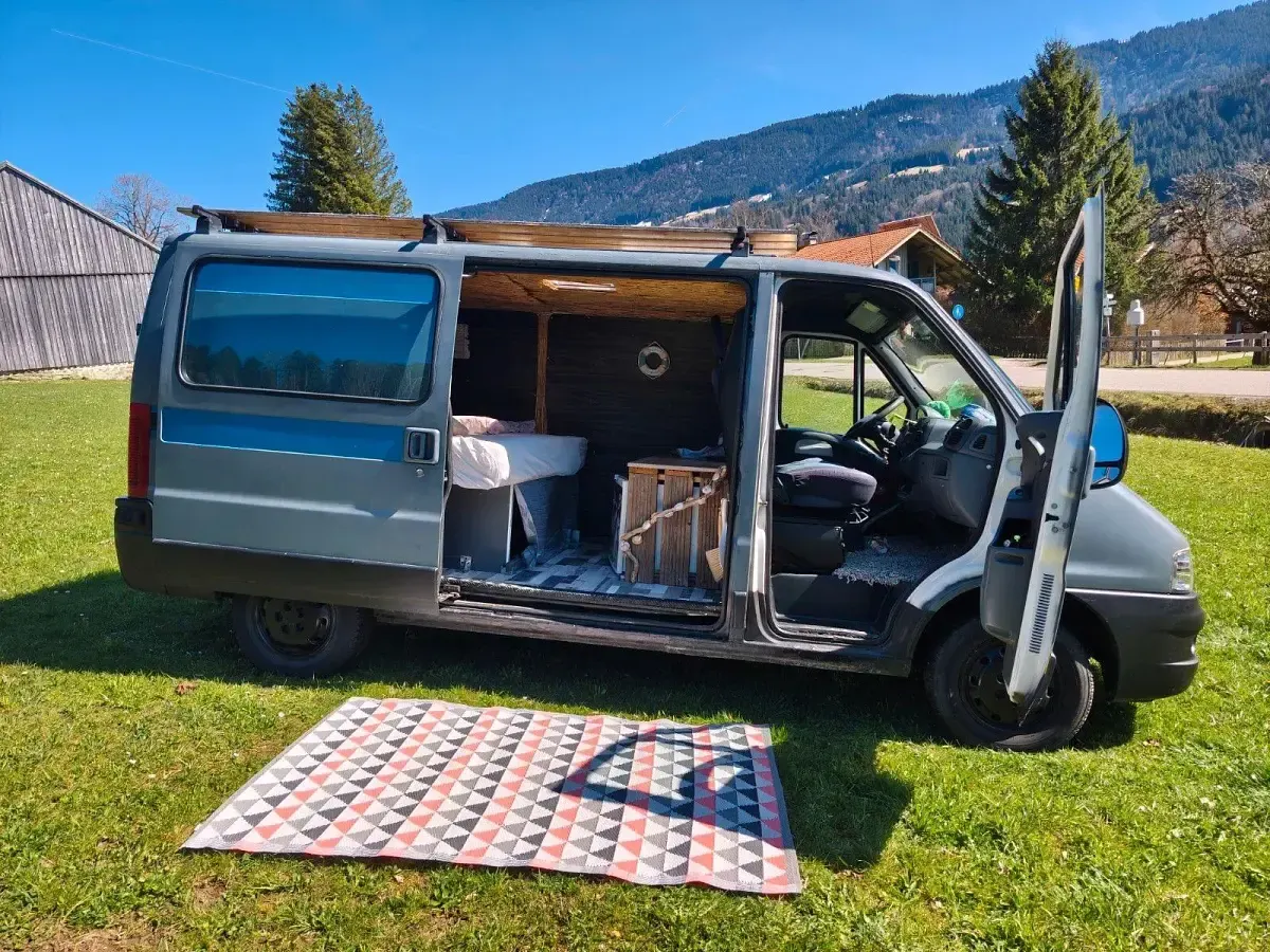 Usata Fiat Ducato 63 CV (46 kW) 2002 Grigio Furgone