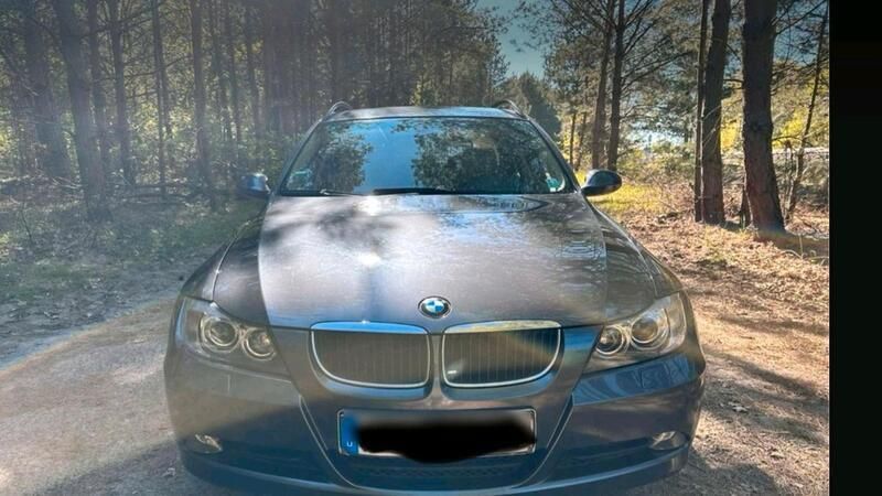 Grau Gebraucht 2005 BMW 320 Kombi | 2.750 € (Superpreis) - Bild 1/4
