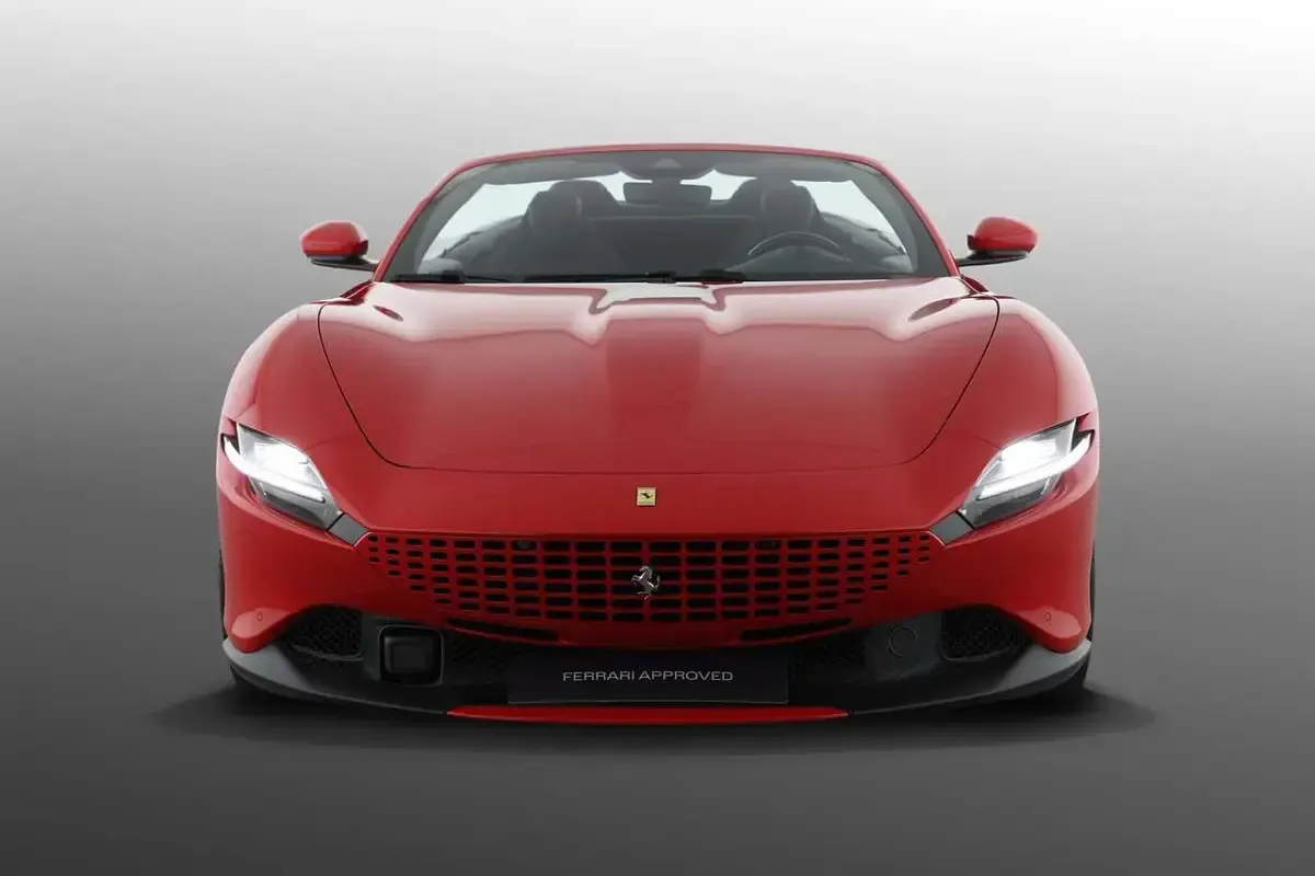 Neu Ferrari Roma 620 PS (456 kW) 2025 Rot Cabrio