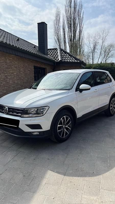 Gebraucht VW Tiguan 130 PS (95 kW) 2020 Weiß SUV
