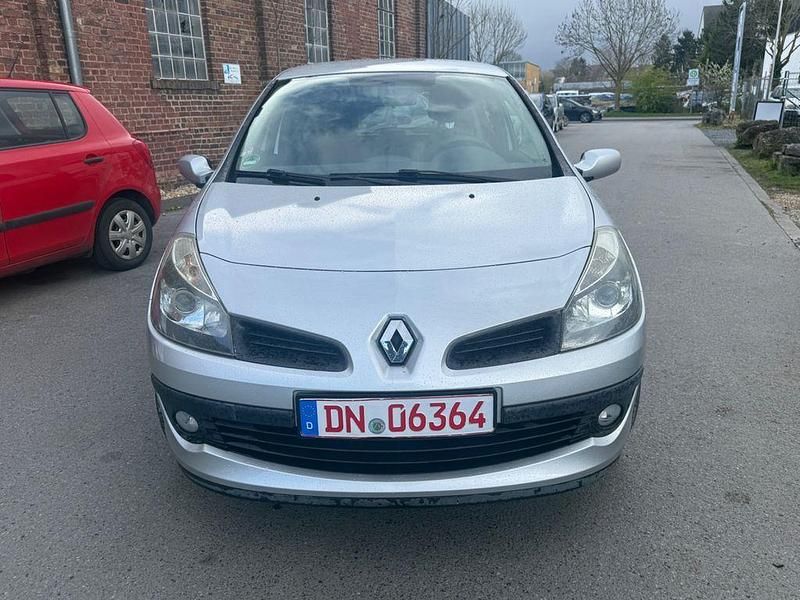 Gebraucht Renault Clio II 75 PS (55 kW) 2006 Grau Limousine