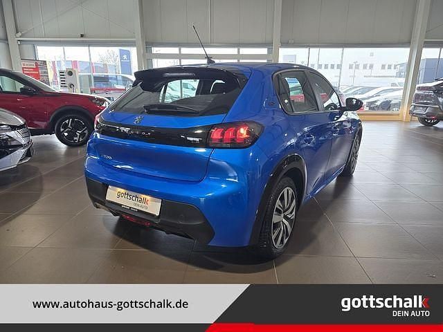 Gebraucht Peugeot e-208 Active 100 kW (136 PS) 2021 Blau Kleinwagen
