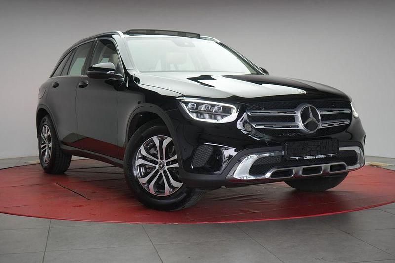 Schwarz Gebraucht 2022 Mercedes GLC220 SUV | 37.990 € (Superpreis) - Bild 1/4