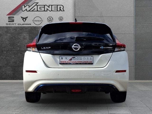 Gebraucht Nissan Leaf 110 kW (150 PS) 2021 Weiss Kleinwagen