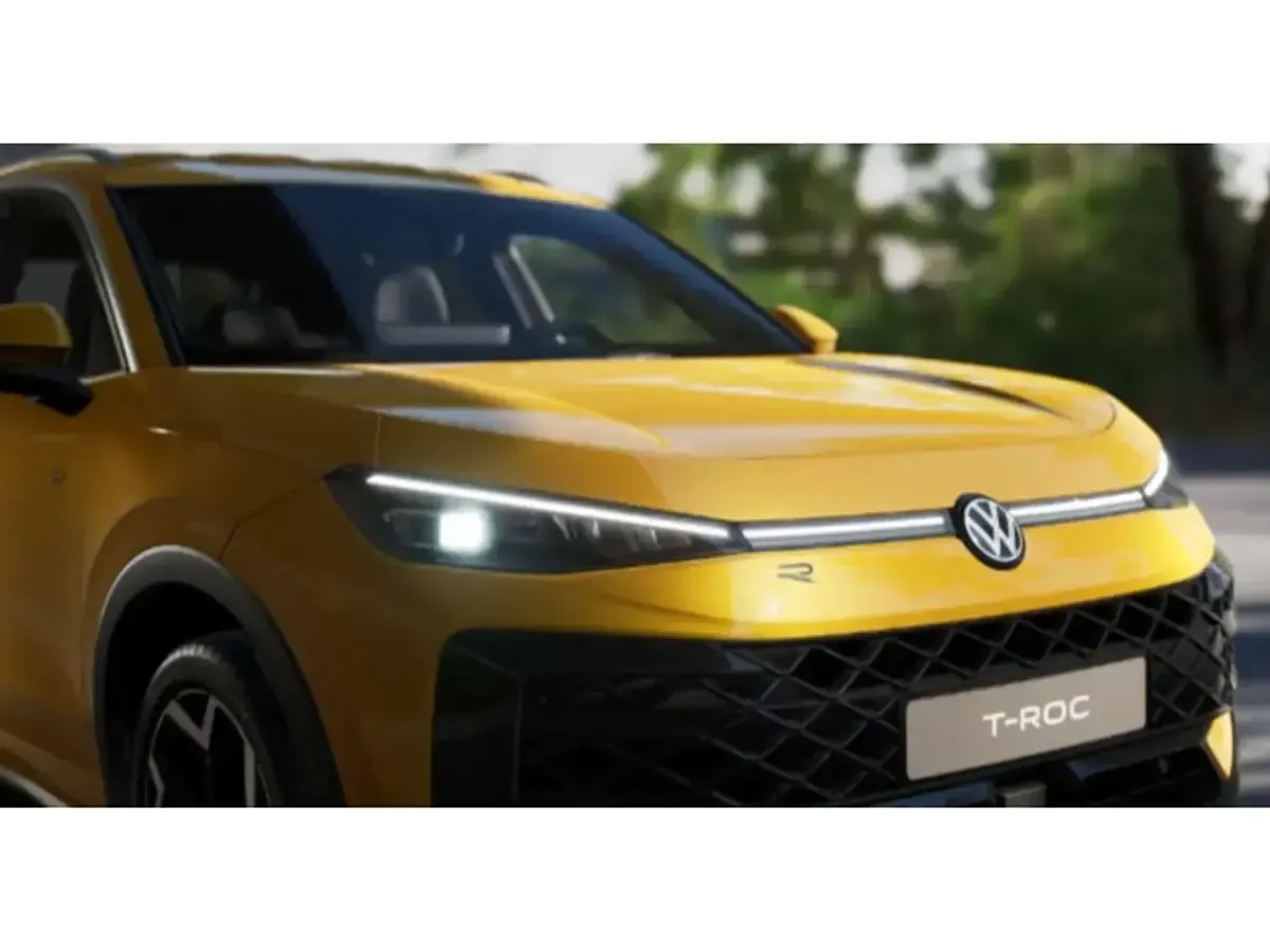 Neu VW T-Roc R-line 150 PS (110 kW) 2026 Gold SUV