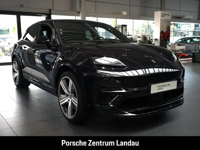 Gebraucht Porsche Macan Turbo 469 kW (639 PS) 2024 Schwarz SUV