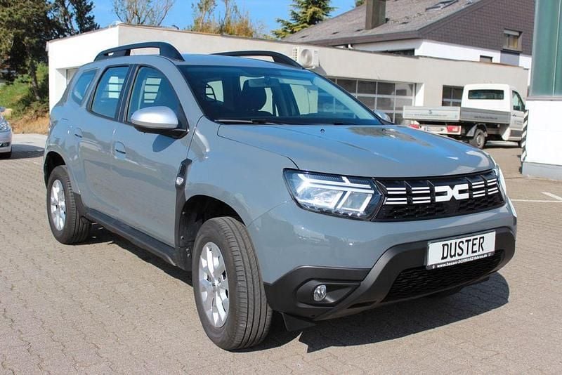Second-hand Dacia Duster Expression 131 CP (96 kW) 2023 Gri SUV