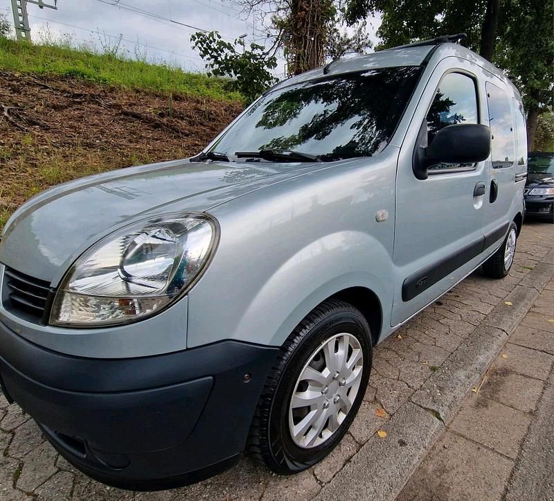 Silber Gebraucht 2008 Renault Kangoo Campus Van / Kleinbus | 3.400 € - Bild 1/4
