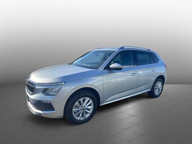 Gebraucht Skoda Kamiq Selection 116 PS (85 kW) 2024 Brillantsilber metallic SUV