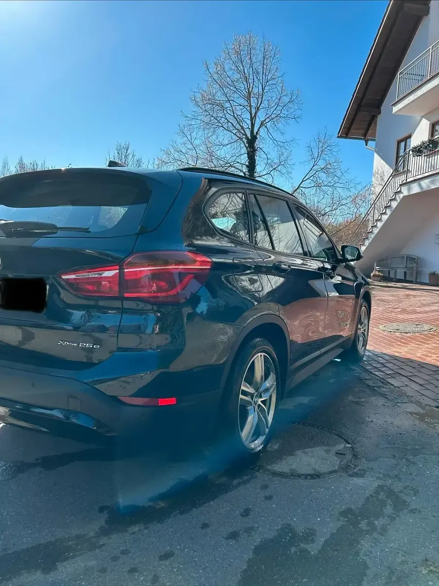 Gebraucht BMW X1 220 PS (161 kW) 2021 Schwarz SUV