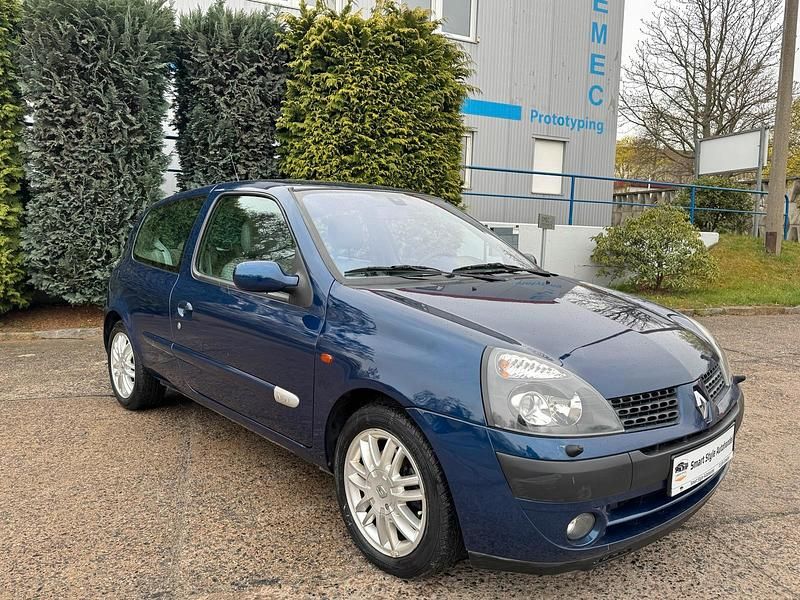 Gebraucht Renault Clio II 107 PS (78 kW) 2002 Blau Kleinwagen