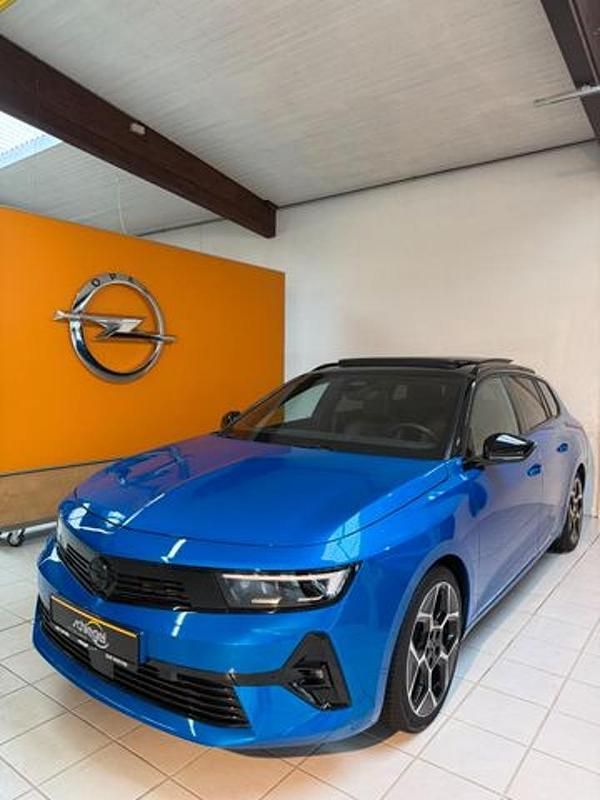 Gebraucht Opel Astra Ultimate 131 PS (96 kW) 2024 Vertigoblau (metallic) Kombi