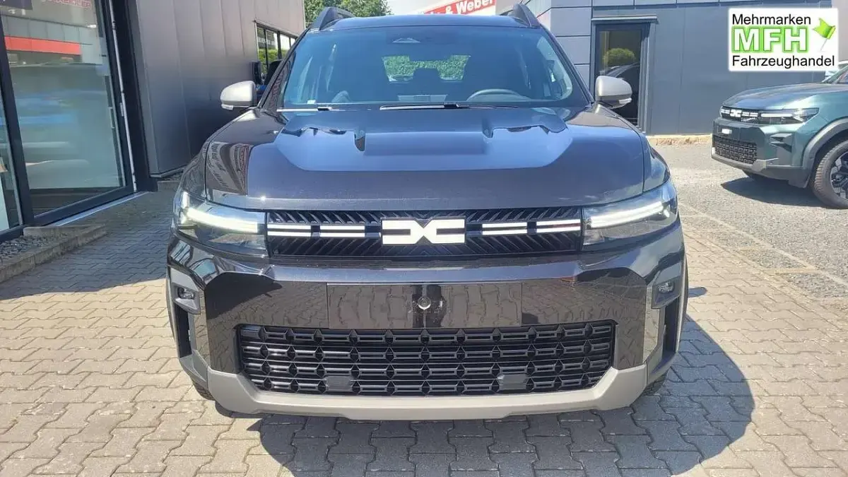 Neu Dacia Bigster 154 PS (113 kW) 2026 Schwarz SUV