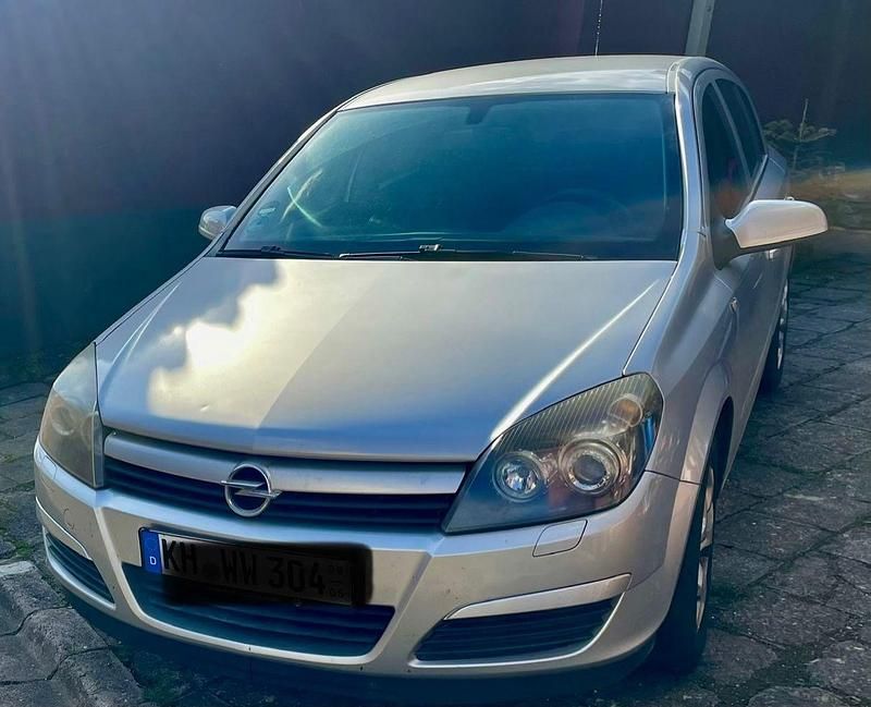 Gebraucht Opel Astra 125 PS (91 kW) 2005 Silber Limousine