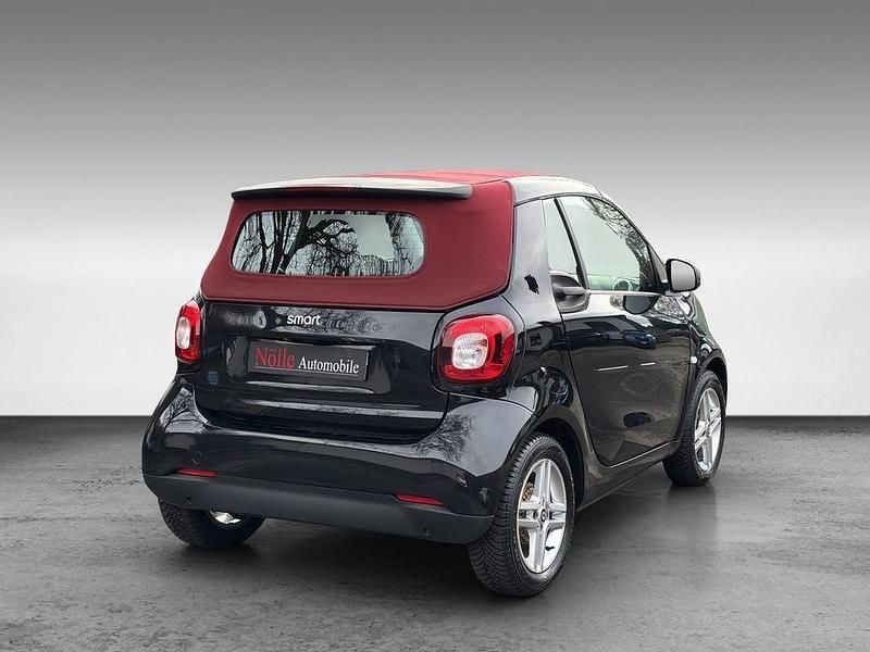 Gebraucht Smart ForTwo Electric Drive 60 kW (82 PS) 2021 Schwarz Cabrio