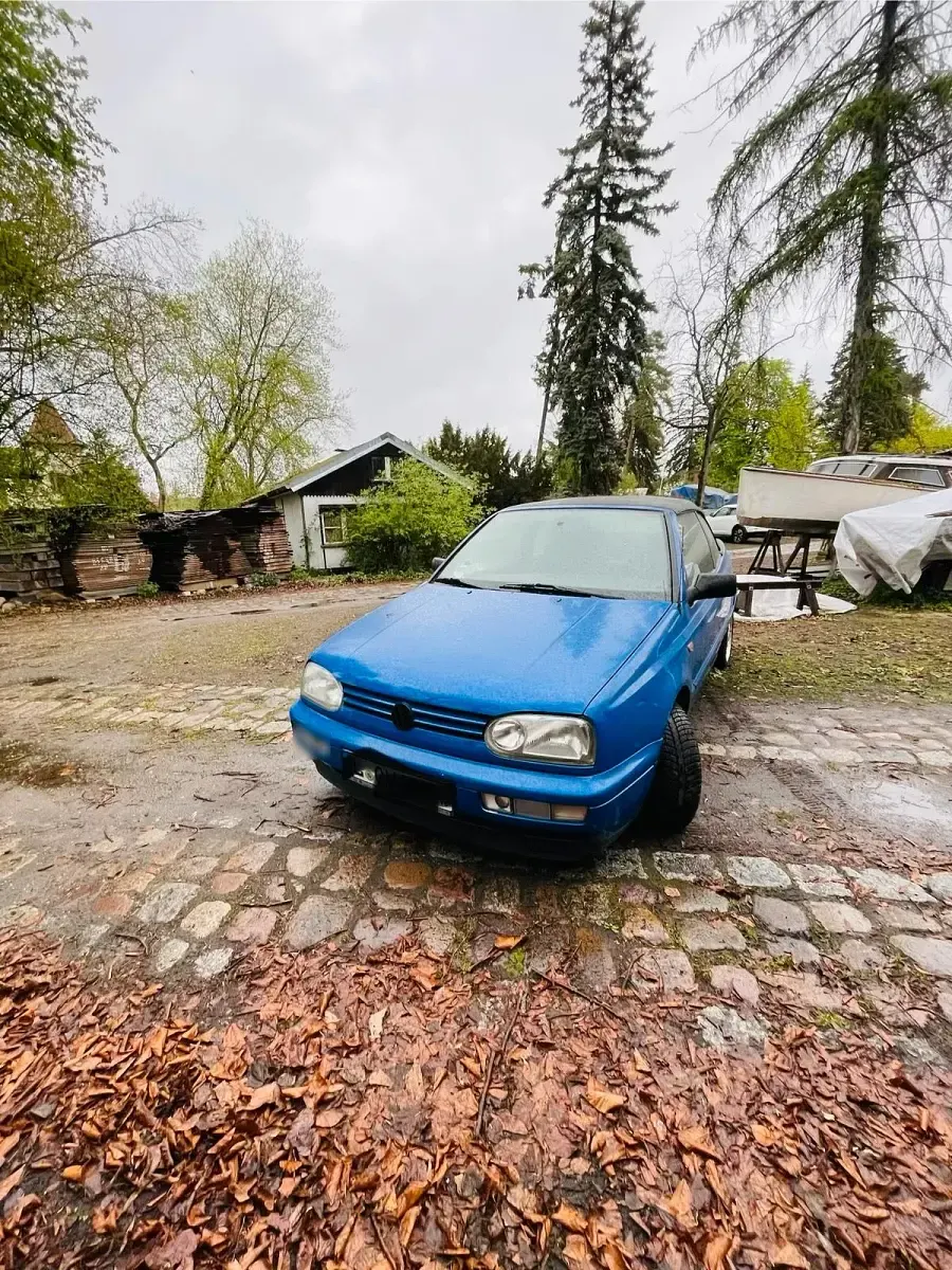 Gebraucht VW Golf Cabriolet 70 PS (51 kW) 1997 Blau Cabrio