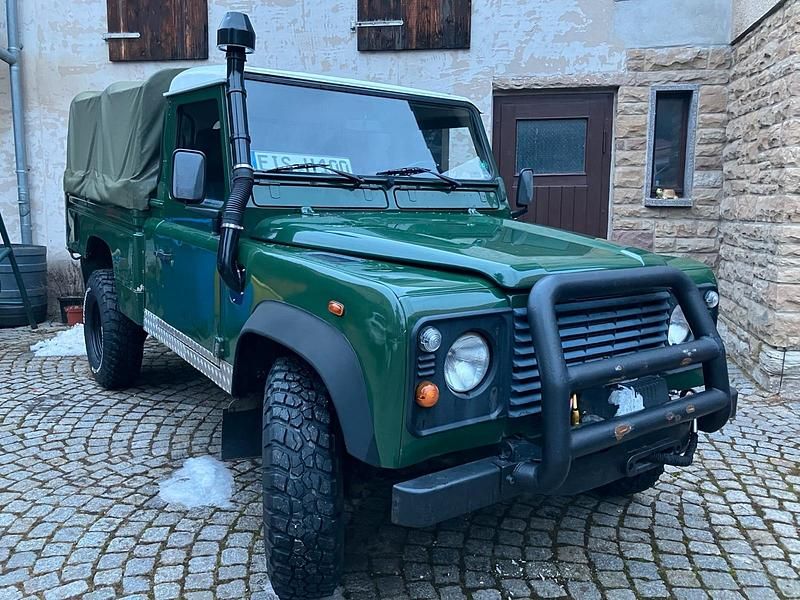Gebraucht Land Rover Defender 122 PS (89 kW) 2002 Grün Pickup