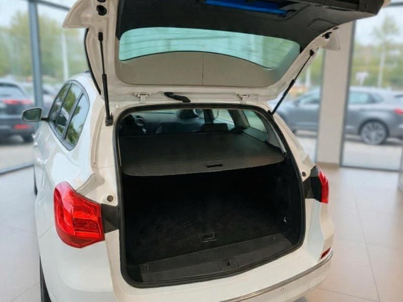 Gebraucht Opel Astra 136 PS (100 kW) 2015 Weiß Kombi