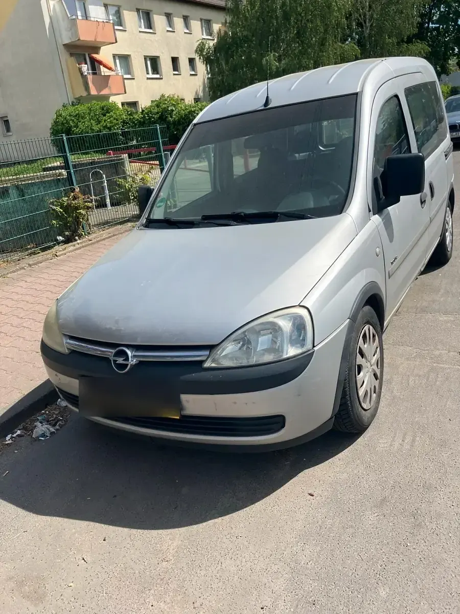 Usata Opel Combo 90 CV (66 kW) 2003 Grigio Monovolume