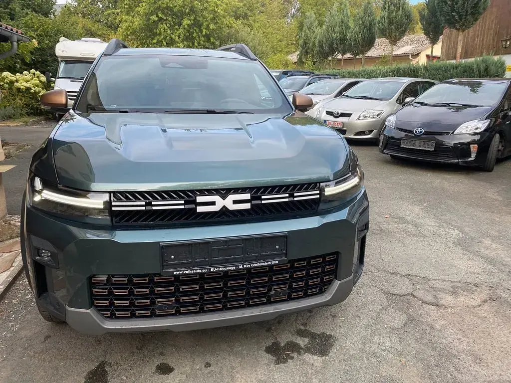 Neu Dacia Bigster Journey 154 PS (113 kW) 2026 Grau SUV