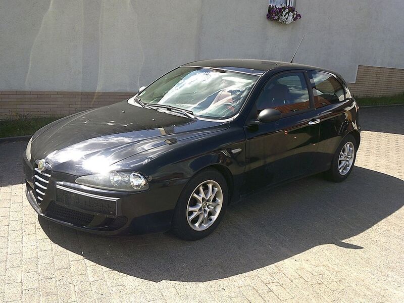 Gebraucht Alfa Romeo 147 Progression 105 PS (77 kW) 2005 Schwarz Kleinwagen
