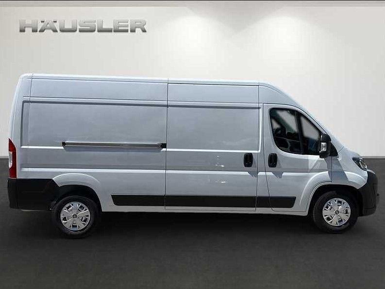 Gebraucht Opel Movano S 140 PS (102 kW) 2024 Cassablanca weiß Van