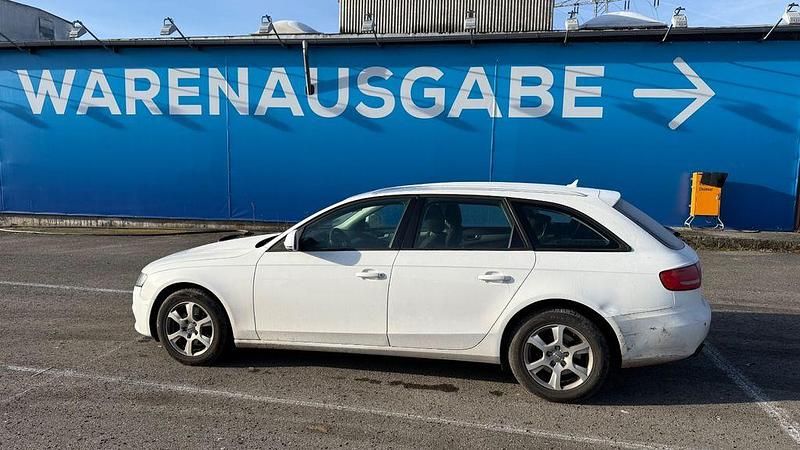 Gebraucht Audi A4 Attraction 143 PS (105 kW) 2008 Weiß Kombi