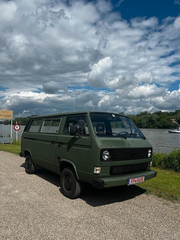 Grün Gebraucht 1987 VW T3 Van | 8.900 € - Bild 1/4