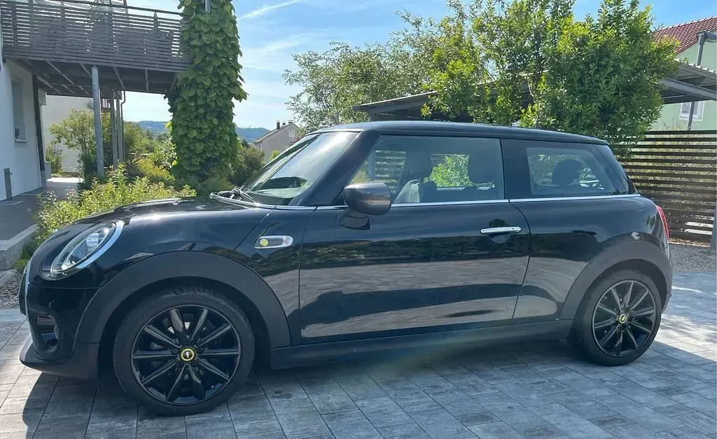 Gebraucht Mini Cooper SE 135 kW (184 PS) 2020 Schwarz Kleinwagen