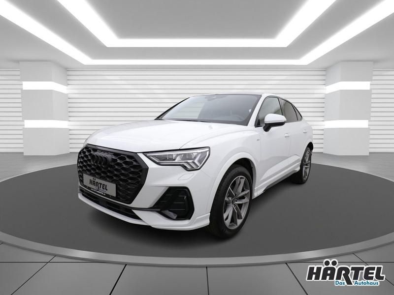 Neu Audi Q3 Sportback S-Line 150 PS (110 kW) 2025 Gletscherweiss (white), metallic SUV
