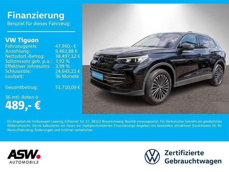 Deep black perleffekt (metallic) Gebraucht 2024 VW Tiguan Elegance SUV | 47.960 € (Teuer) - Bild 1/4