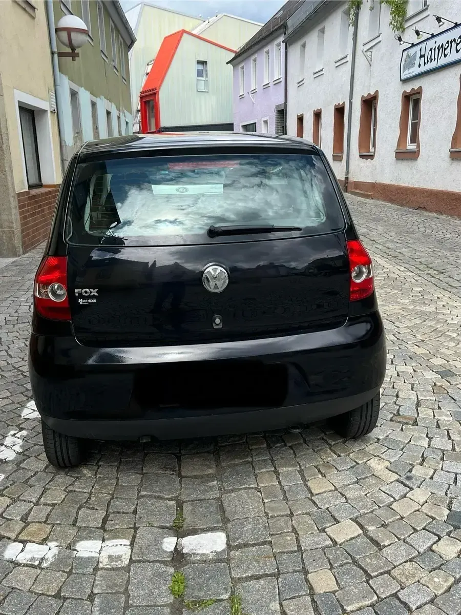 Gebraucht VW Fox 55 PS (40 kW) 2006 Schwarz Kleinwagen