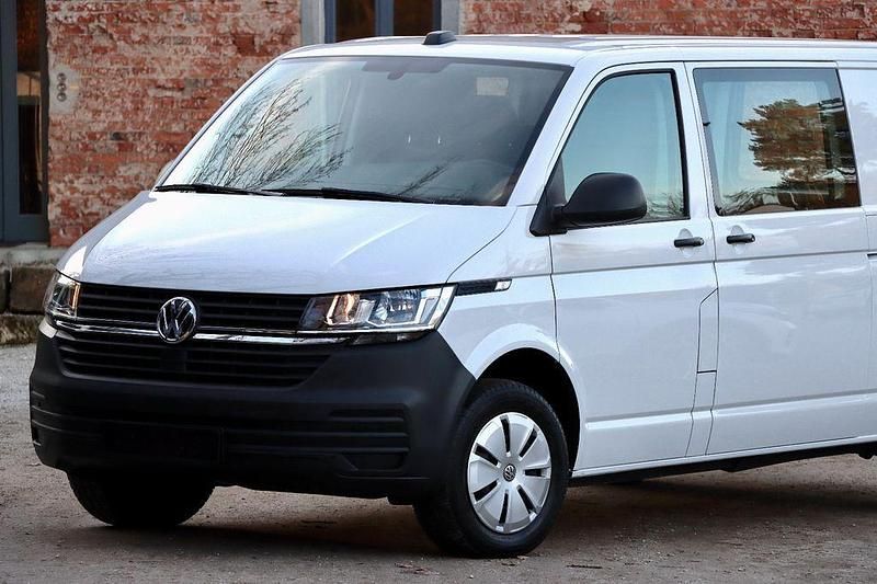 Gebraucht VW Transporter 150 PS (110 kW) 2023 Weiß Van