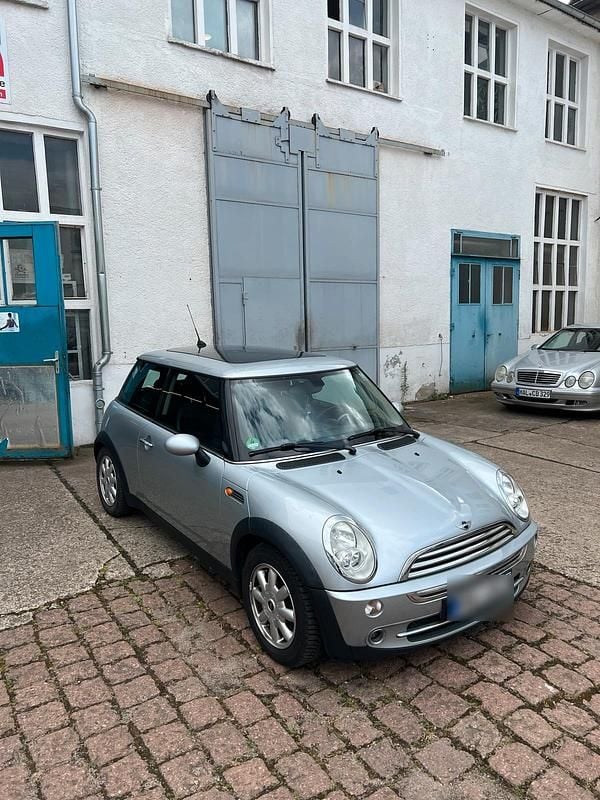 Usata Mini Cooper 115 CV (84 kW) 2004 Argento Utilitaria