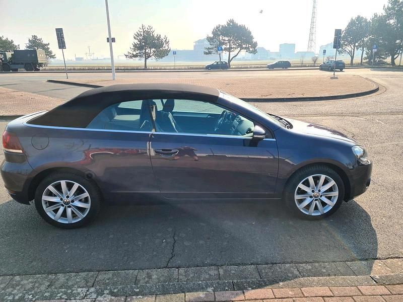 Gebraucht VW Golf Cabriolet 105 PS (77 kW) 2012 Violet Cabrio