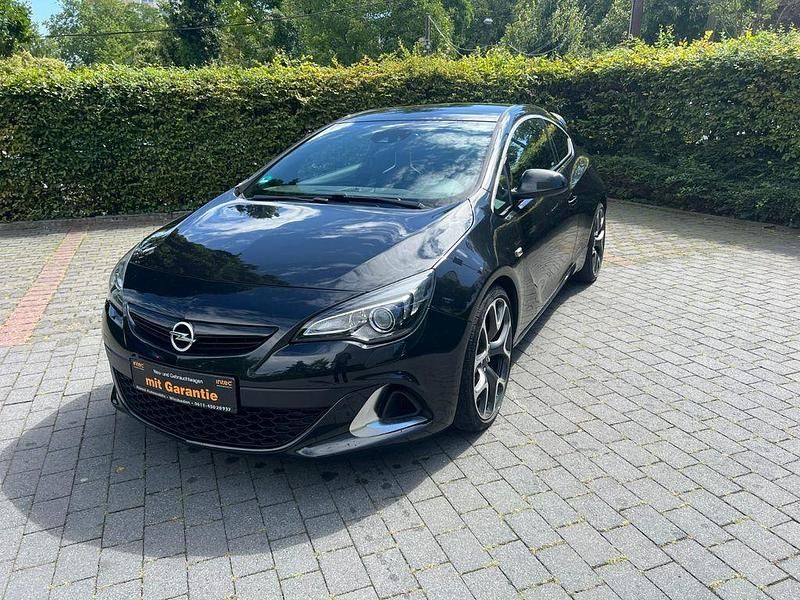 Schwarz Gebraucht 2016 Opel Astra GTC OPC | 18.490 € - Bild 1/4
