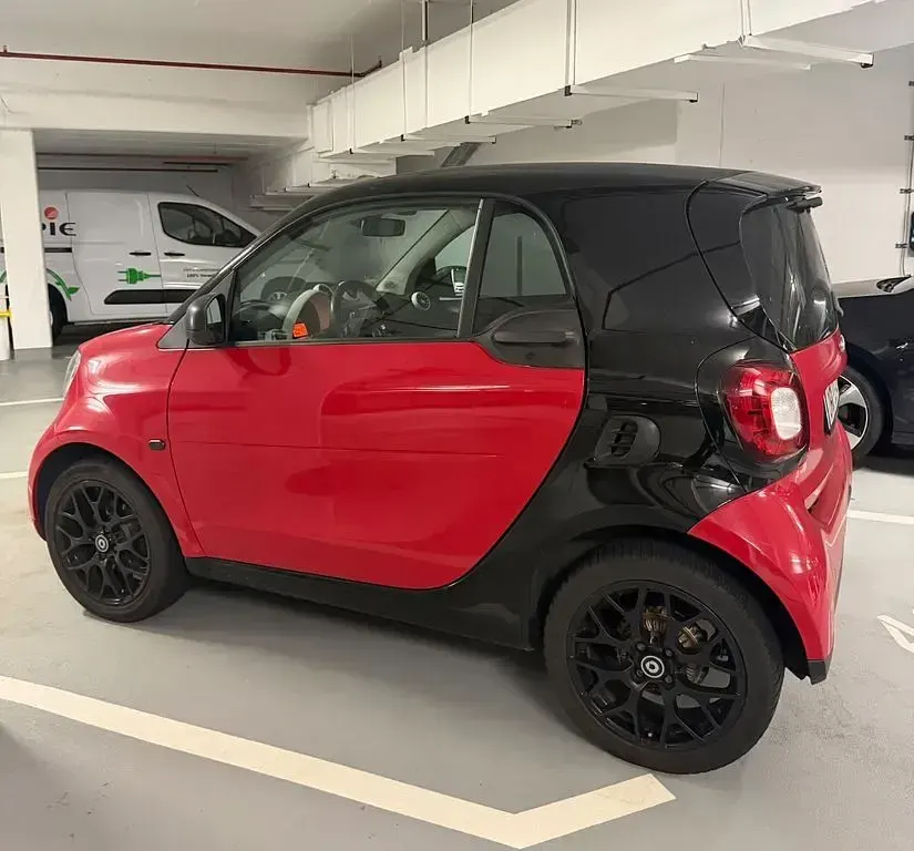 Gebraucht Smart ForTwo Coupé 71 PS (52 kW) 2015 Rot Coupé