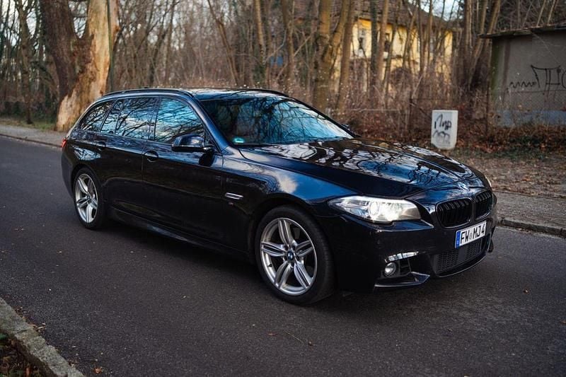 Gebraucht BMW 535 M Sport 313 PS (230 kW) 2017 Schwarz Kombi