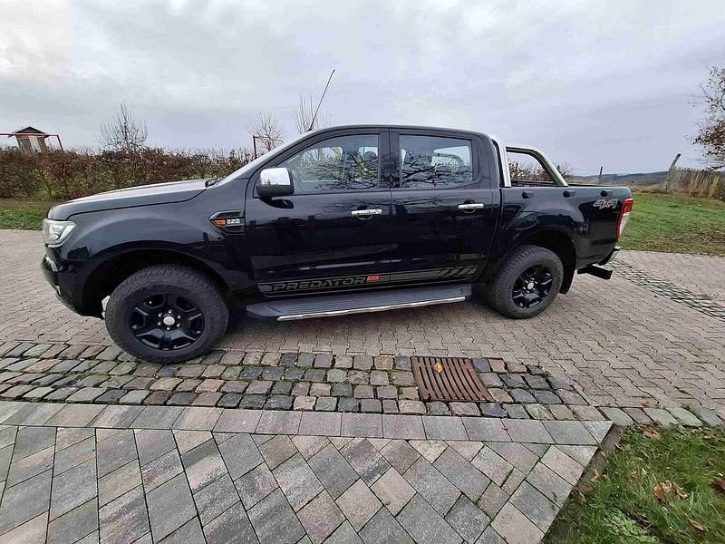 Używany Ford Ranger XLT 160 KM (117 kW) 2018 Czarny Pickup