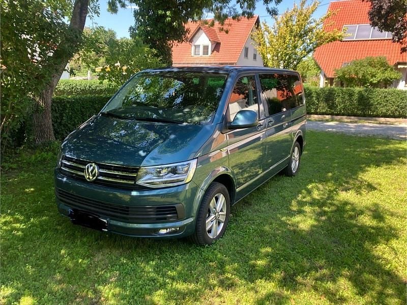 Grün Gebraucht 2017 VW T6 Van | 25.999 € (Superpreis) - Bild 1/4